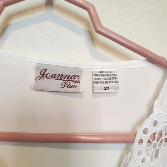 Vintage Joanna Plus White Lace Trim Blouse - Picture 4 of 4